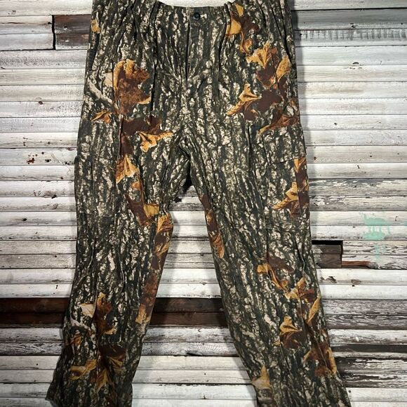 Vintage Realtree Camo Pants - Picture 3 of 9